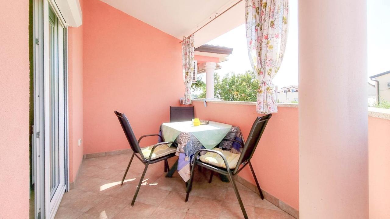 Appartamento Stelia Novigrad Istria Esterno foto